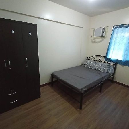 Acacia Estates Taguig Aparthotel Манила Екстериор снимка