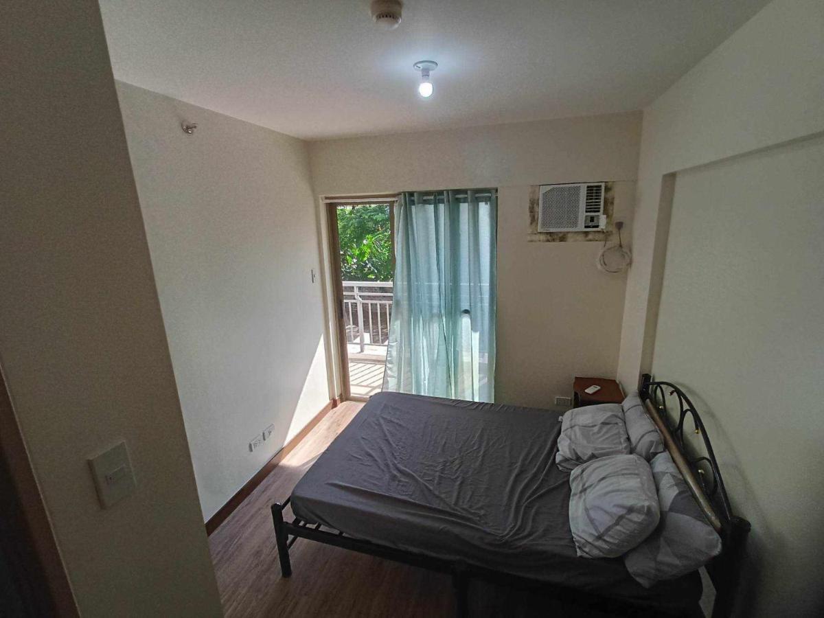 Acacia Estates Taguig Aparthotel Манила Екстериор снимка