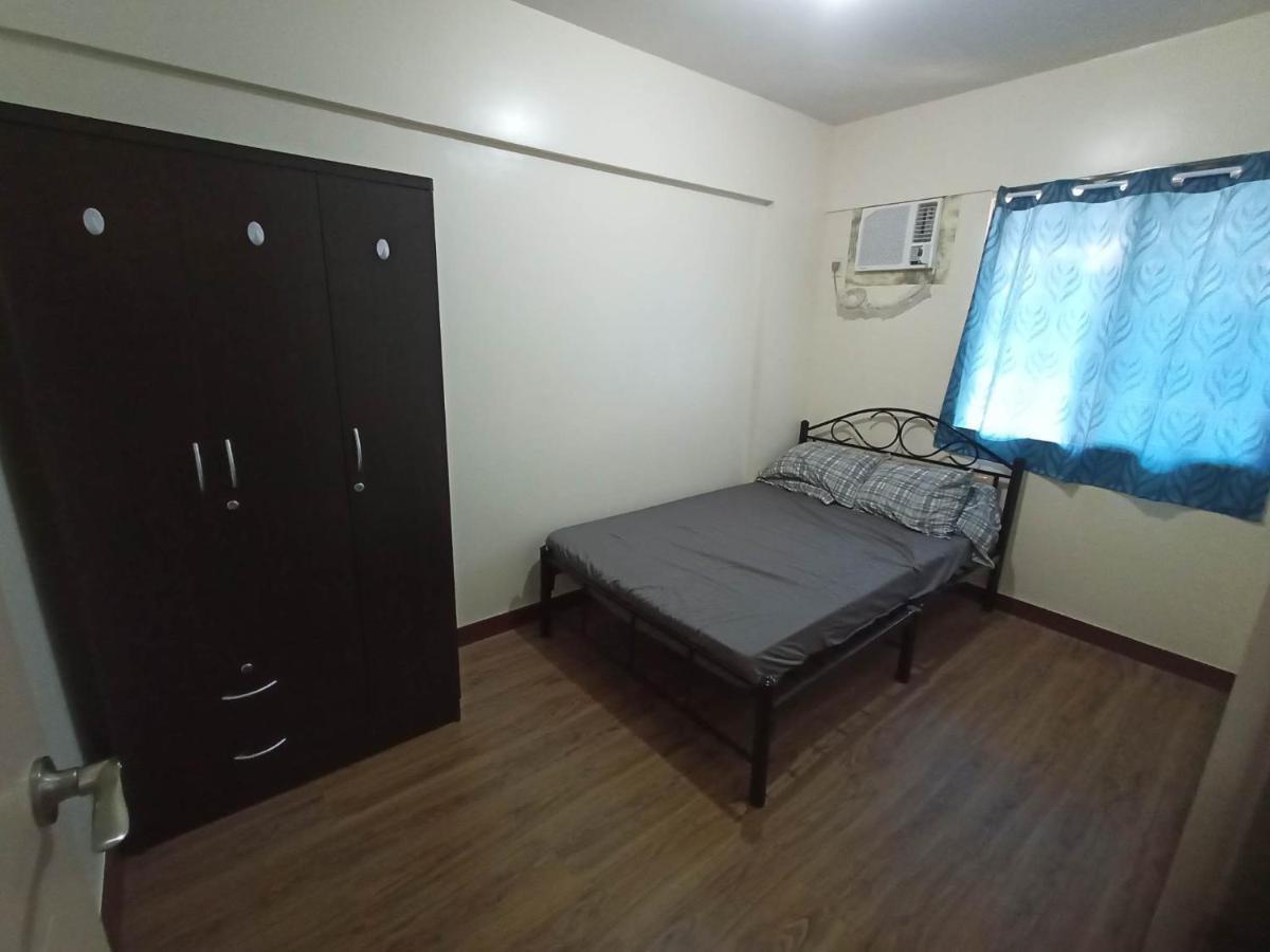 Acacia Estates Taguig Aparthotel Манила Екстериор снимка